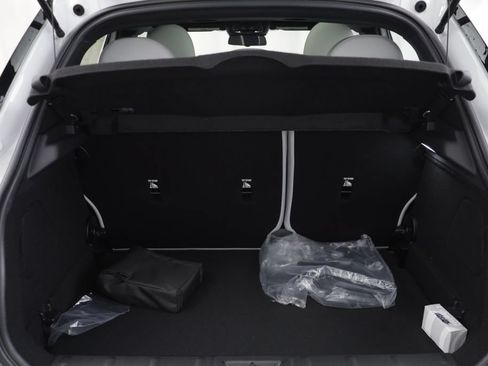 New 2026 MINI Cooper 4-Door Hardtop FWD image 18