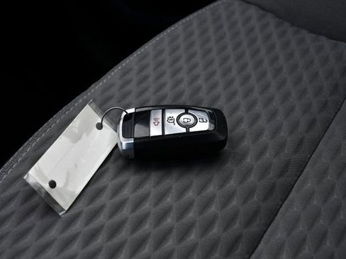 Used 2021 Ford Escape SE w/ Convenience Package FWD image 20