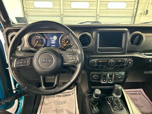 Used 2020 Jeep Wrangler Sport AWD/4WD image 5