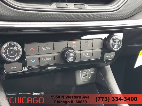 New 2026 Jeep Compass Latitude AWD/4WD image 30