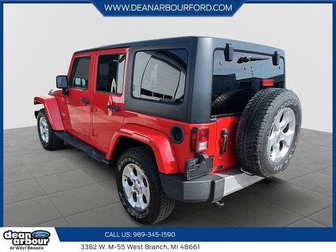 Used 2015 Jeep Wrangler Unlimited Sahara w/ Dual Top Group AWD/4WD image 4