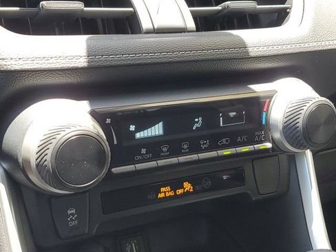 Used 2023 Toyota RAV4 LE FWD image 29