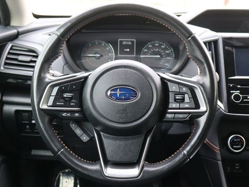 Used 2020 Subaru Crosstrek 2.0i Premium w/ Moonroof Package 1 AWD/4WD image 18