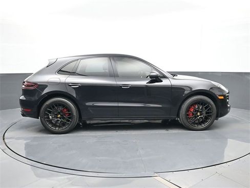 Used 2018 Porsche Macan GTS image 23