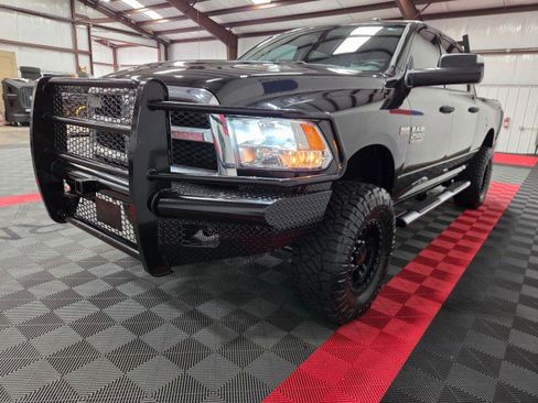 Used 2017 RAM 2500 Tradesman w/ Chrome Appearance Group AWD/4WD image 20