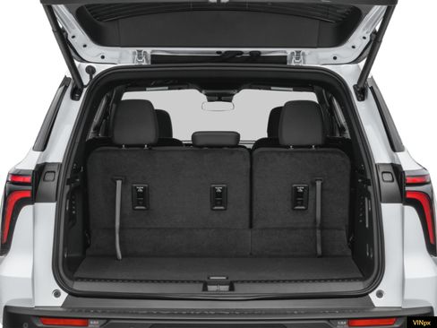 New 2026 Chevrolet Traverse LT FWD image 9