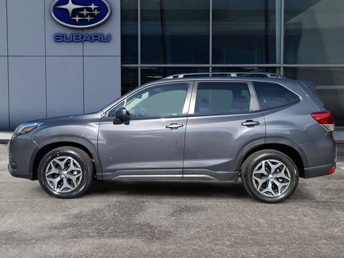 Certified 2023 Subaru Forester Premium image 7