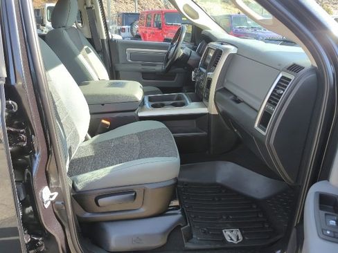 Used 2019 RAM 1500 Big Horn image 19