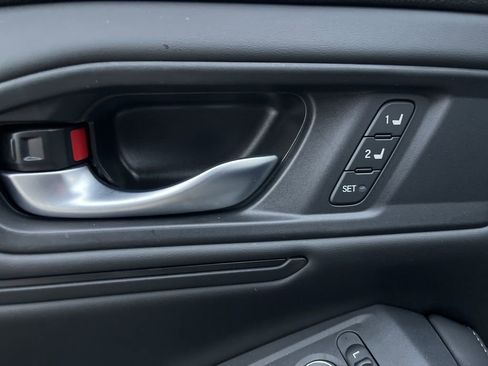 Used 2024 Honda Accord Sport image 12