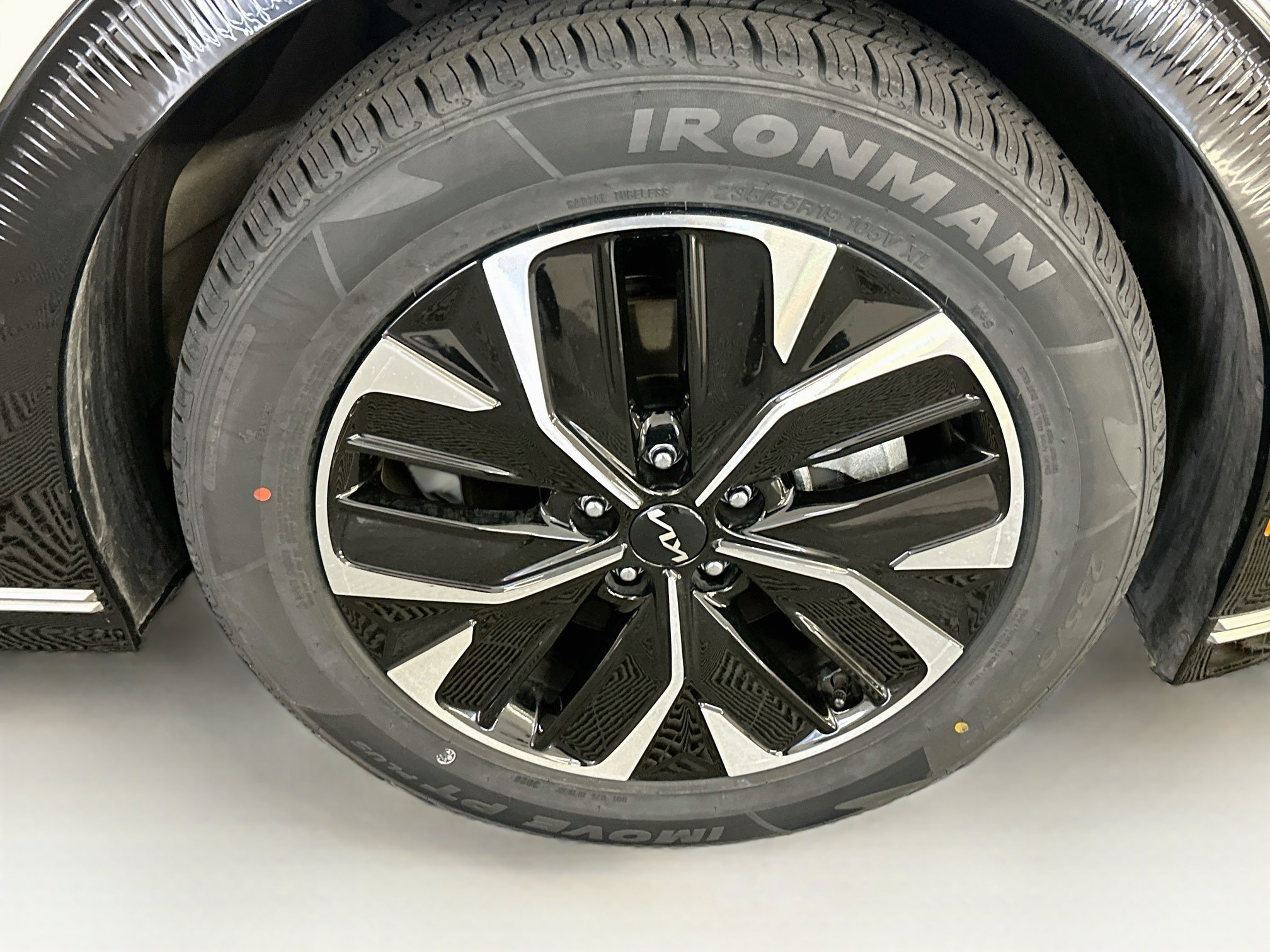 Used 2024 Kia EV6 Wind AWD/4WD image 11