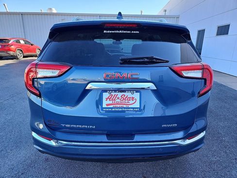 Used 2024 GMC Terrain Denali image 6