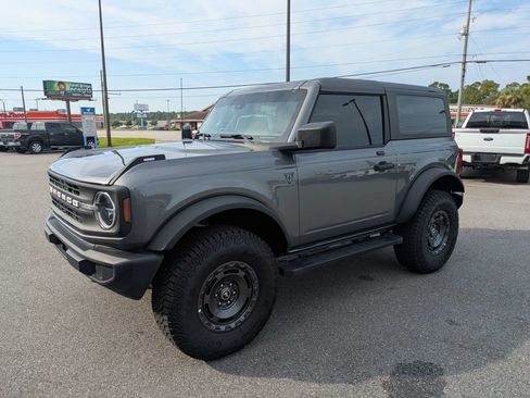 Used 2025 Ford Bronco 2-Door w/ Sasquatch Package AWD/4WD image 8