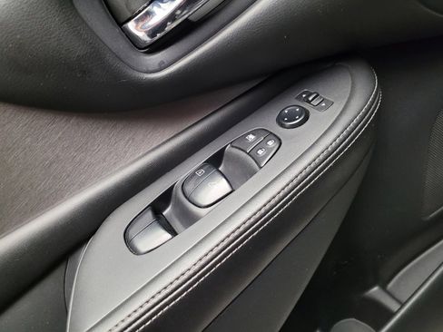 Used 2020 Nissan Murano SV AWD/4WD image 27