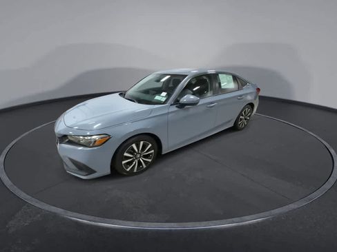 Certified 2024 Honda Civic EX image 4