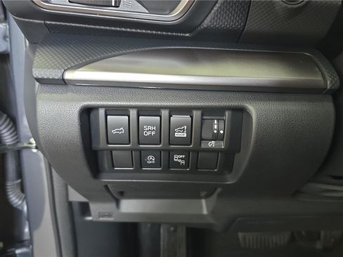 Used 2023 Subaru Forester Premium AWD/4WD image 26