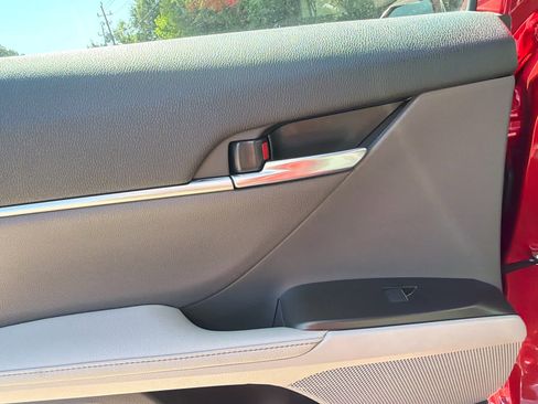 Used 2023 Toyota Camry XLE FWD image 35