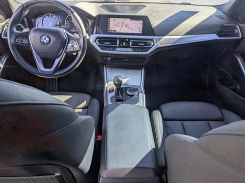 Used 2020 BMW 330i Sedan w/ Convenience Package image 17