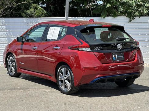 Used 2019 Nissan Leaf SV w/ SV All Weather Package FWD image 3