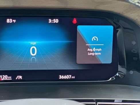 Used 2024 Volkswagen Atlas SE w/ Panoramic Sunroof Package FWD image 27