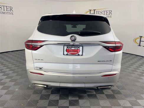 Used 2018 Buick Enclave Premium image 5