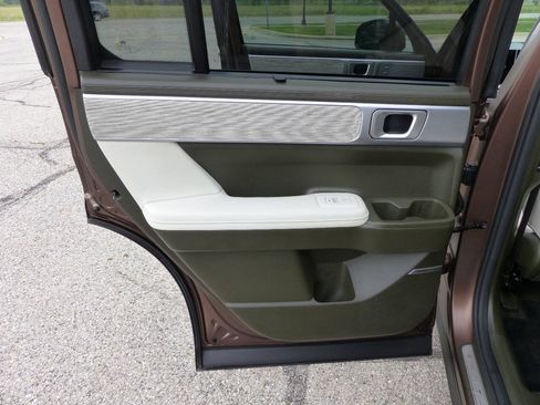 Used 2025 Hyundai Santa Fe Calligraphy AWD/4WD image 50