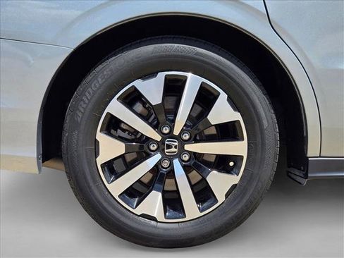 Used 2025 Honda Odyssey EX-L image 22