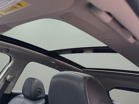 Used 2019 Acura RDX AWD w/ Technology Package image 12