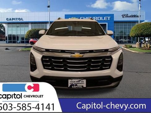 Used 2025 Chevrolet Equinox LT w/ Convenience Package II AWD/4WD image 8