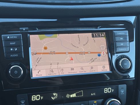 Used 2019 Nissan Rogue SV w/ Sun & Sound Touring Package image 22