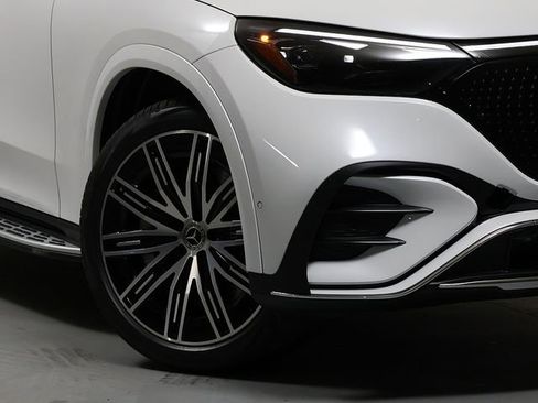 New 2026 Mercedes-Benz EQE 320 4MATIC SUV image 3