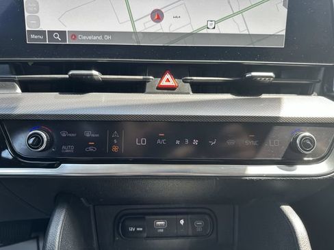 Certified 2023 Kia Sportage SX AWD/4WD image 19