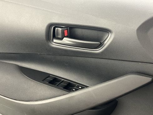 Used 2026 Toyota Corolla LE w/ Carpet Mat Package (TMS) FWD image 19