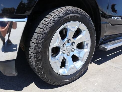 Used 2019 RAM 1500 Big Horn AWD/4WD image 8