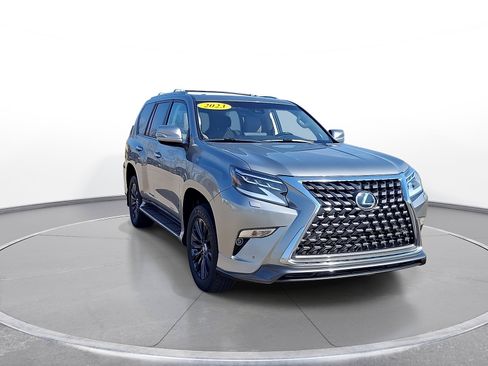 Used 2023 Lexus GX 460 Premium w/ Accessory Package AWD/4WD image 2
