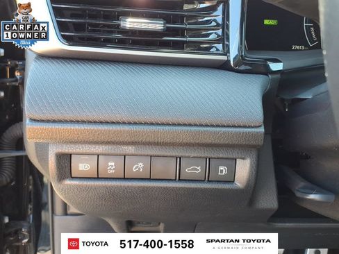 Used 2026 Toyota Camry SE FWD image 17