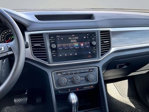 Used 2019 Volkswagen Atlas SE w/ Panoramic Sunroof Package AWD/4WD image 16