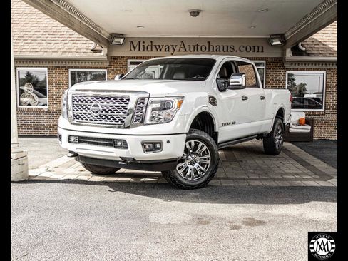 Used 2017 Nissan Titan Platinum Reserve image 1