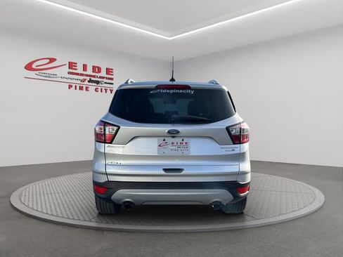 Used 2018 Ford Escape Titanium image 5