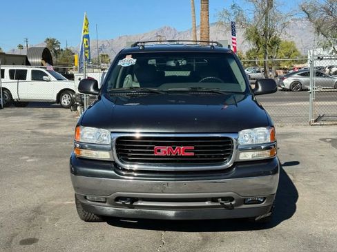Used 2005 GMC Yukon SLT w/ SLT Preferred Equipment Group image 3