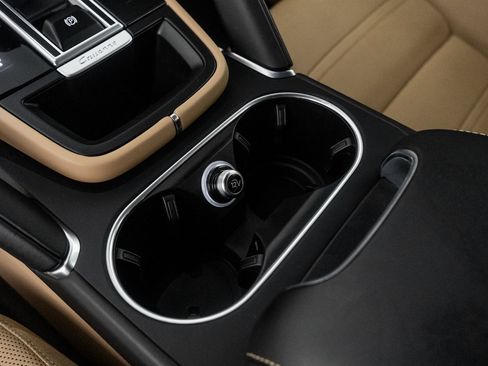 Used 2023 Porsche Cayenne Turbo w/ Premium Package Plus (PI3) image 49