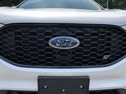 Used 2019 Ford Edge ST w/ Convenience Package AWD/4WD image 11