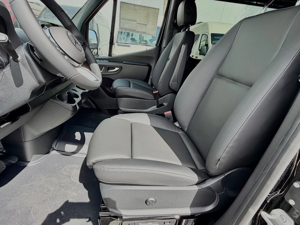 New 2026 Mercedes-Benz Sprinter 2500 image 22