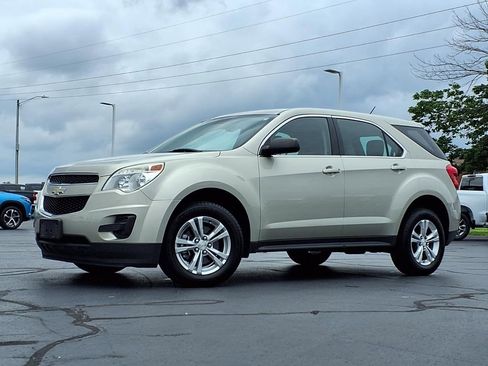 Used 2013 Chevrolet Equinox LS FWD image 2