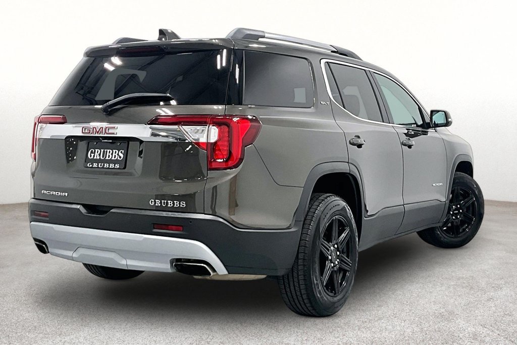Used 2020 GMC Acadia SLT w/ Premium Package FWD image 2