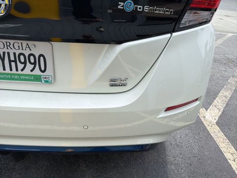 Used 2022 Nissan Leaf SV Plus image 8