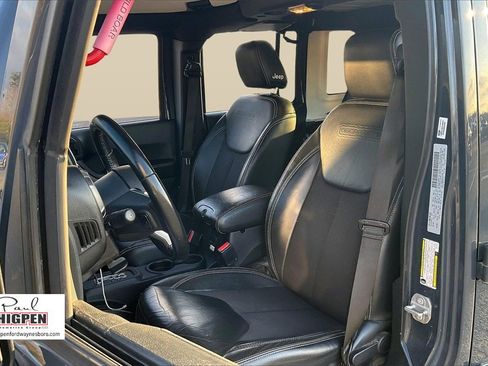 Used 2018 Jeep Wrangler Unlimited Sport image 24