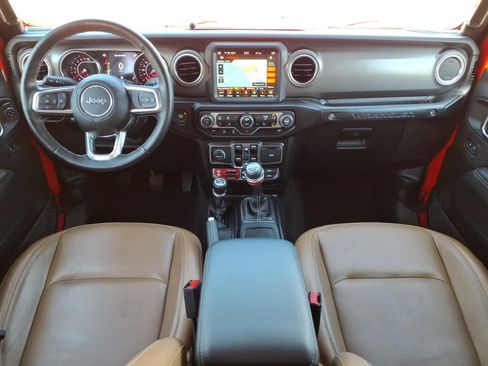 Used 2022 Jeep Wrangler Unlimited Rubicon w/ LED Lighting Group AWD/4WD image 12