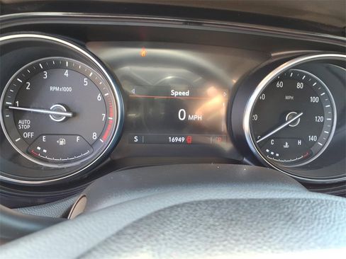 Used 2023 Buick Encore GX Essence w/ Experience Buick Package image 21