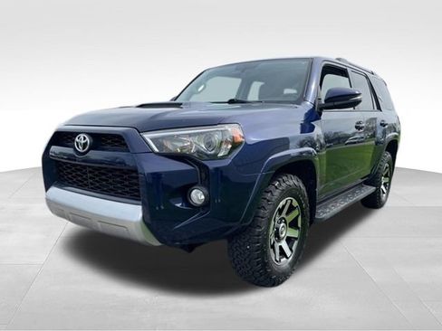 Used 2019 Toyota 4Runner TRD Off-Road Premium AWD/4WD image 6