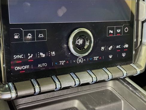 Certified 2026 GMC Acadia AT4 w/ Luxury Package AWD/4WD image 14